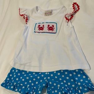 Smocked crab set, size 4T